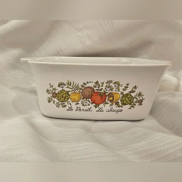 Vintage CorningWare P-4-B casserole dish 60s/70s EXCELLENT Condition - Picture 5 of 8